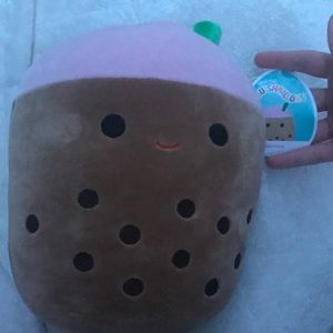 8' Bernice the Boba squishmallow